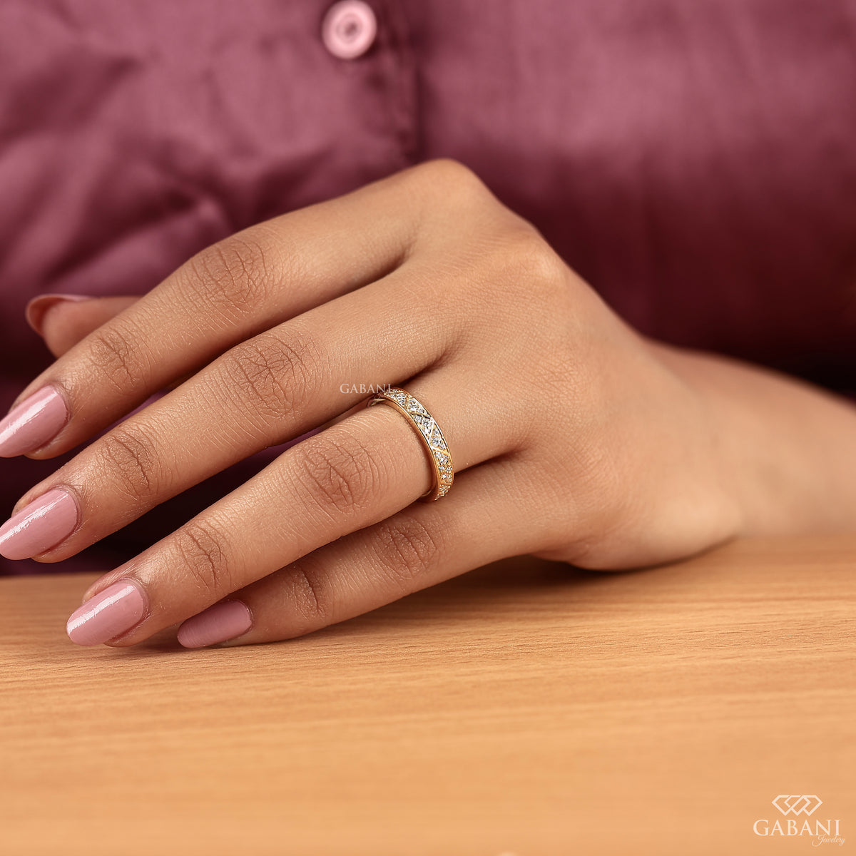 lab grown diamond zig zag band in yellow gold slim stackable eternity ring