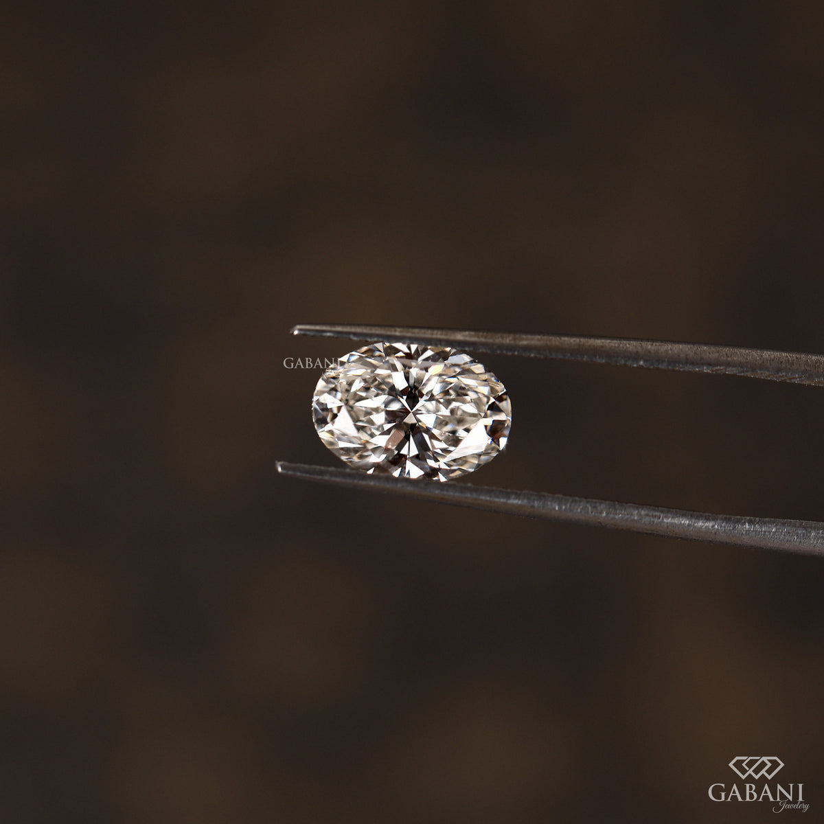 igi certified lab grown diamond in oval cut for custom jewelry mounting
