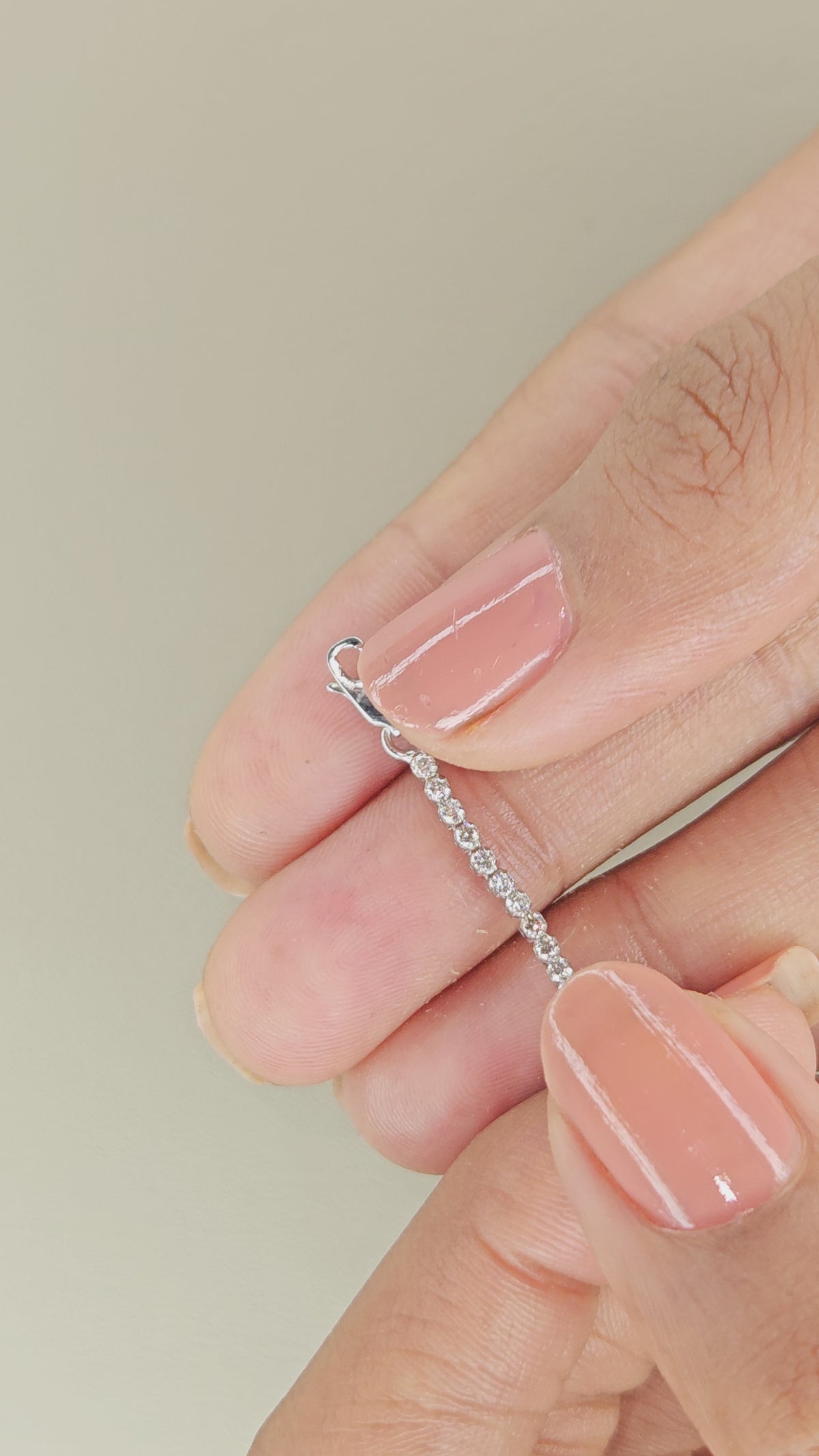 Round Cut Diamond Tennis Bracelet for Women, White Gold Single Row Bracelet
