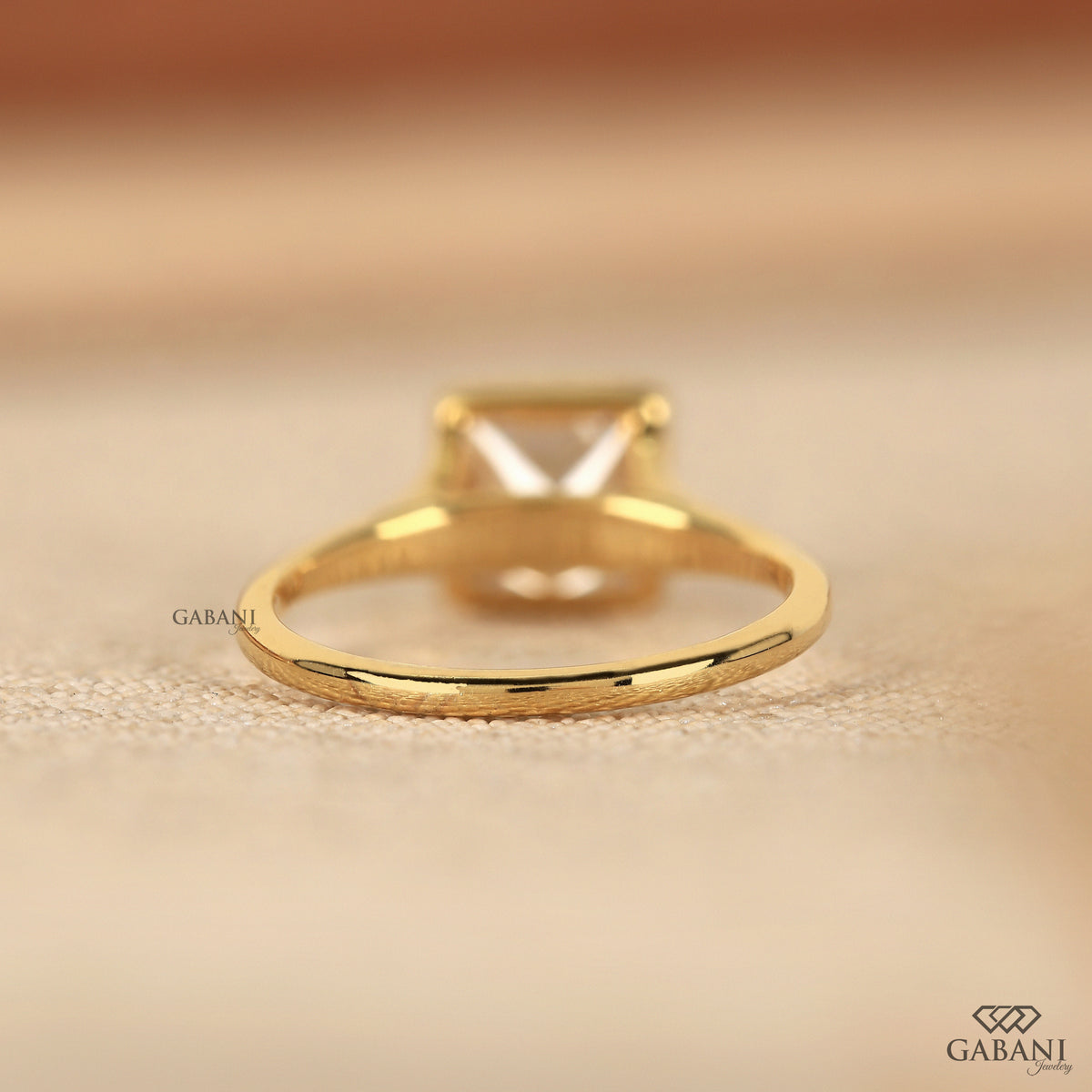 princess cut lab grown diamond ring designed for daily wear and engagement